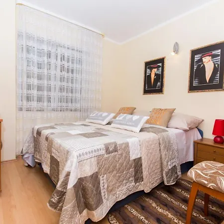 Mare Apartment *